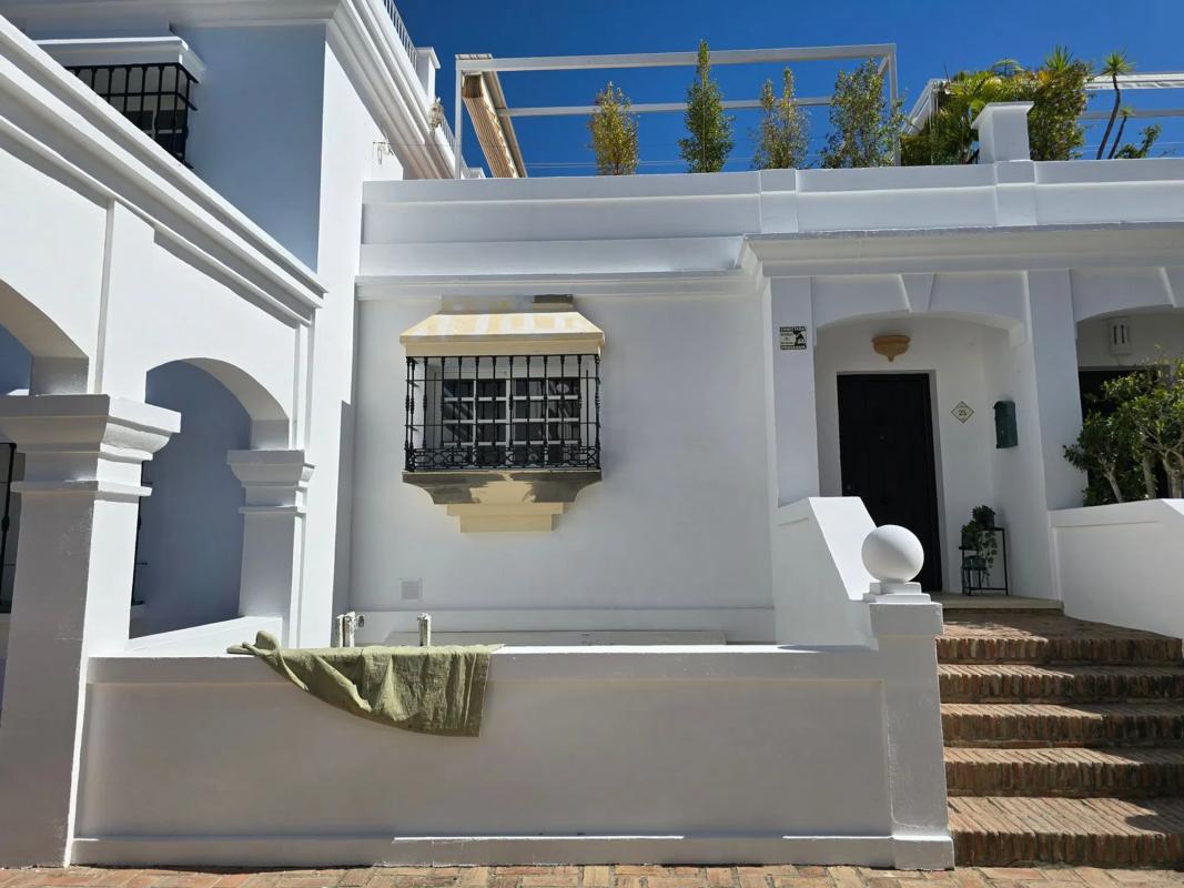 Sale of townhouse in  Calle Al-andalus s/n , Marbella photo 4