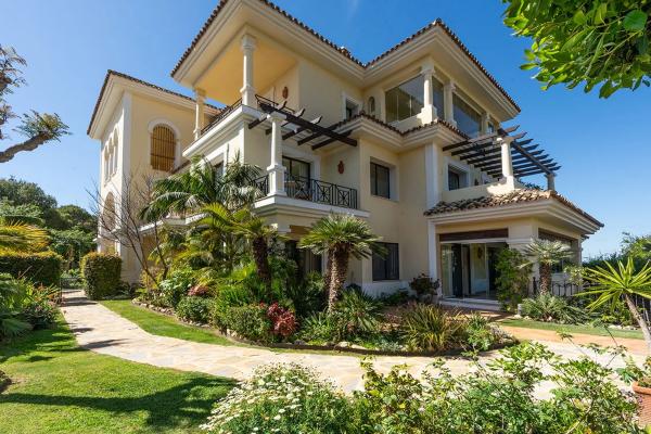 Mieszkanie na sprzedaż w Urbanizacion N Andalucia L, Marbella photo 1