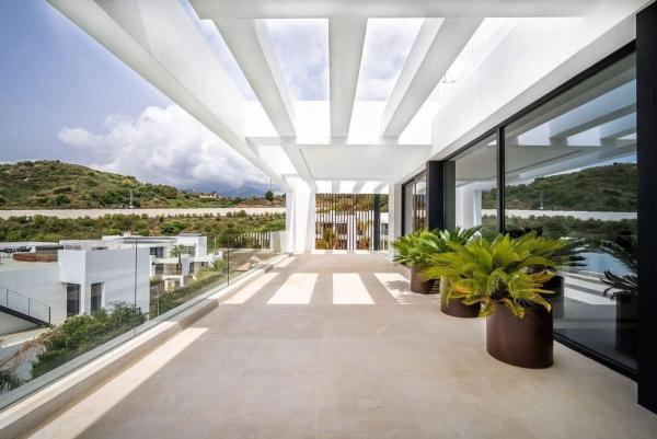 Chalet independiente en venta en Calle Al-andalus, Marbella
photo 1
