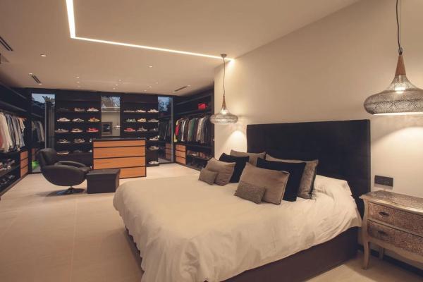 Chalet independiente en venta en Calle paris, Marbella
 photo 4