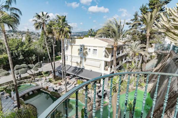 Duplex for sale on Calle de las Torres, 29, Marbella photo 1