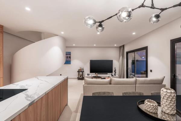 Duplex en venta en Calle poniente, Marbella photo 1