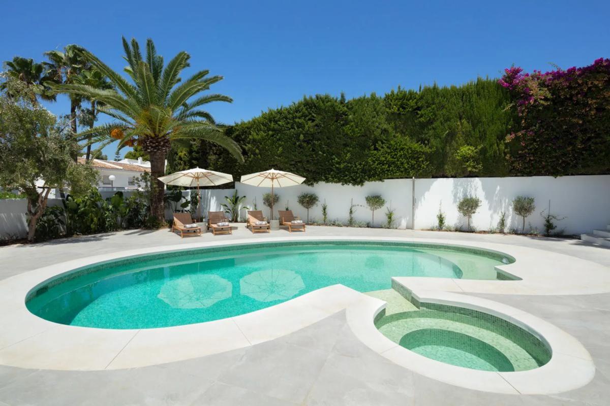 Venta de chalet independiente en Barrio Aloha, Marbella
photo 1