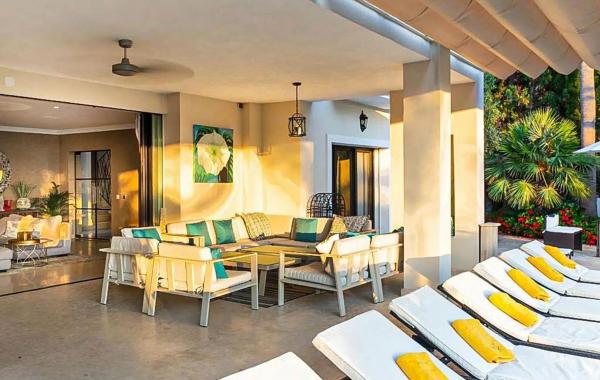 Chalet wolnostojący na sprzedaż w Barrio Aloha, Marbella photo 1