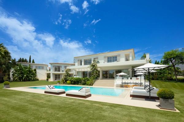 Chalet wolnostojący na sprzedaż w Barrio Aloha, Marbella photo 1