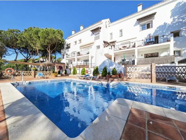 Duplex en venta en Urbanización Los Pinos de Aloha s/n, Marbella thumbnail 1