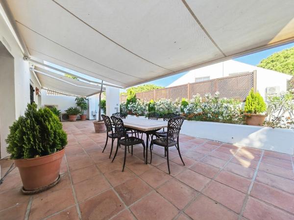 Duplex en venta en Urbanización Los Pinos de Aloha s/n, Marbella photo 4