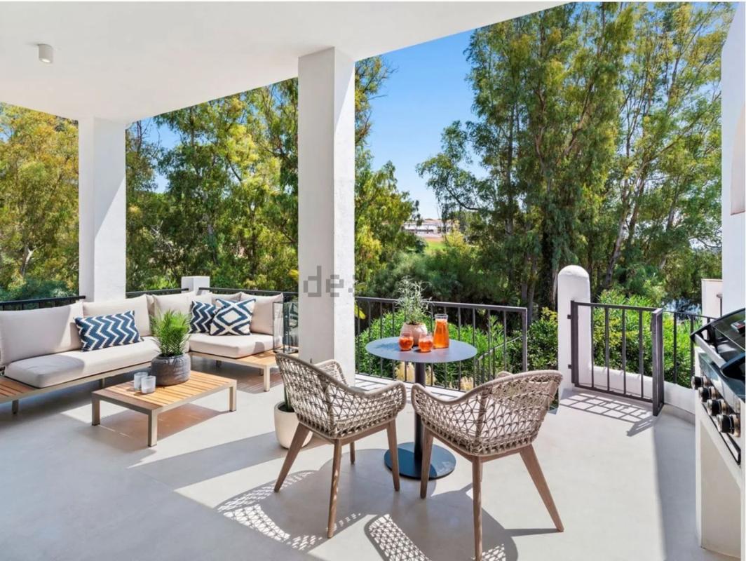 Sale of townhouse in La Pinta , Marbella photo 2