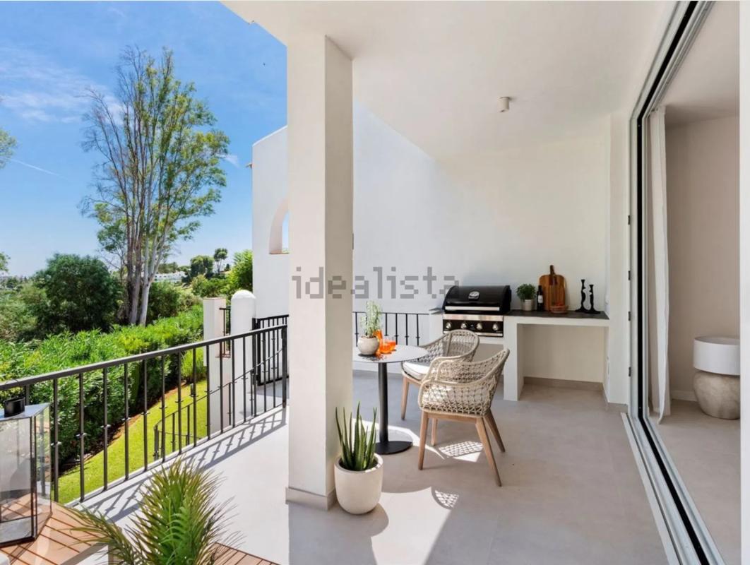 Sale of townhouse in La Pinta , Marbella photo 3