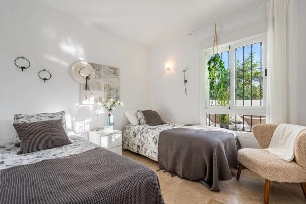 Ático en venta en  Barrio La Dama de Noche-La Alzambra, Marbella photo 4