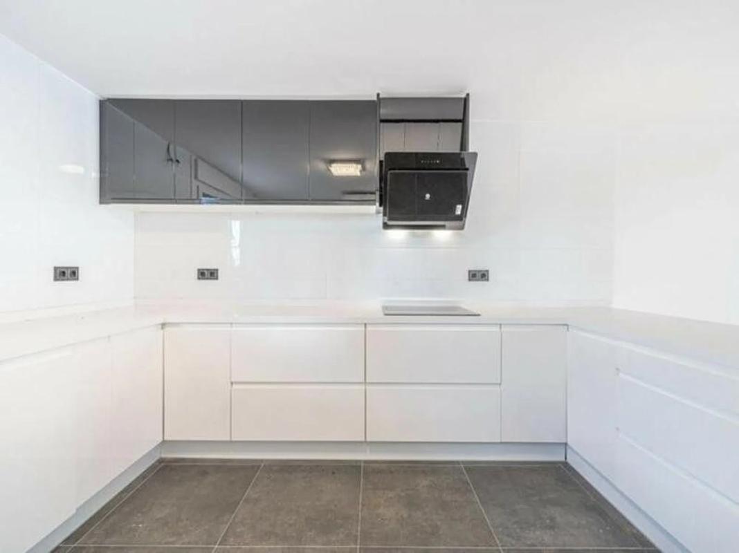 Sale of townhouse in Calle Pablo Picasso , Marbella photo 4