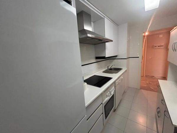 Venta de piso en Urbanizacion Dama de Noche, 55, Marbella
 photo 2