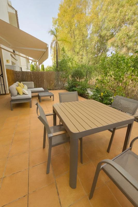 Venta de piso en Urbanización Los Naranjos de Marbella, 2, Marbella
photo 2