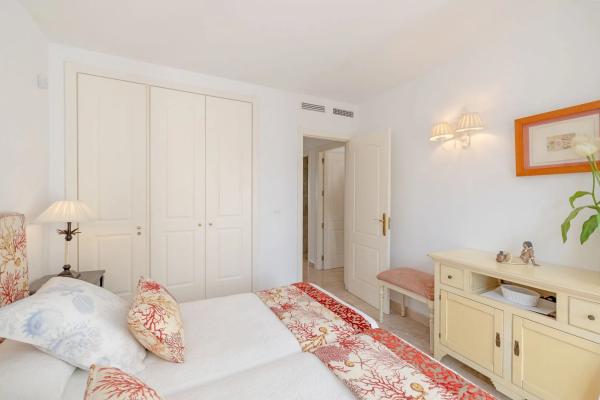 Terraced house for sale at Urbanización Los Naranjos de Marbella s/n , Marbella photo 1