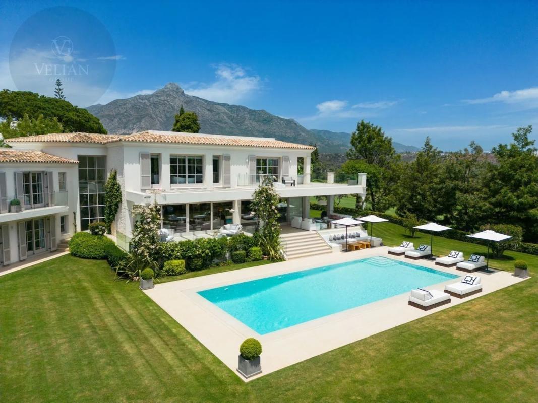 Venta de chalet independiente en Nueva andalucia, Marbella
photo 1