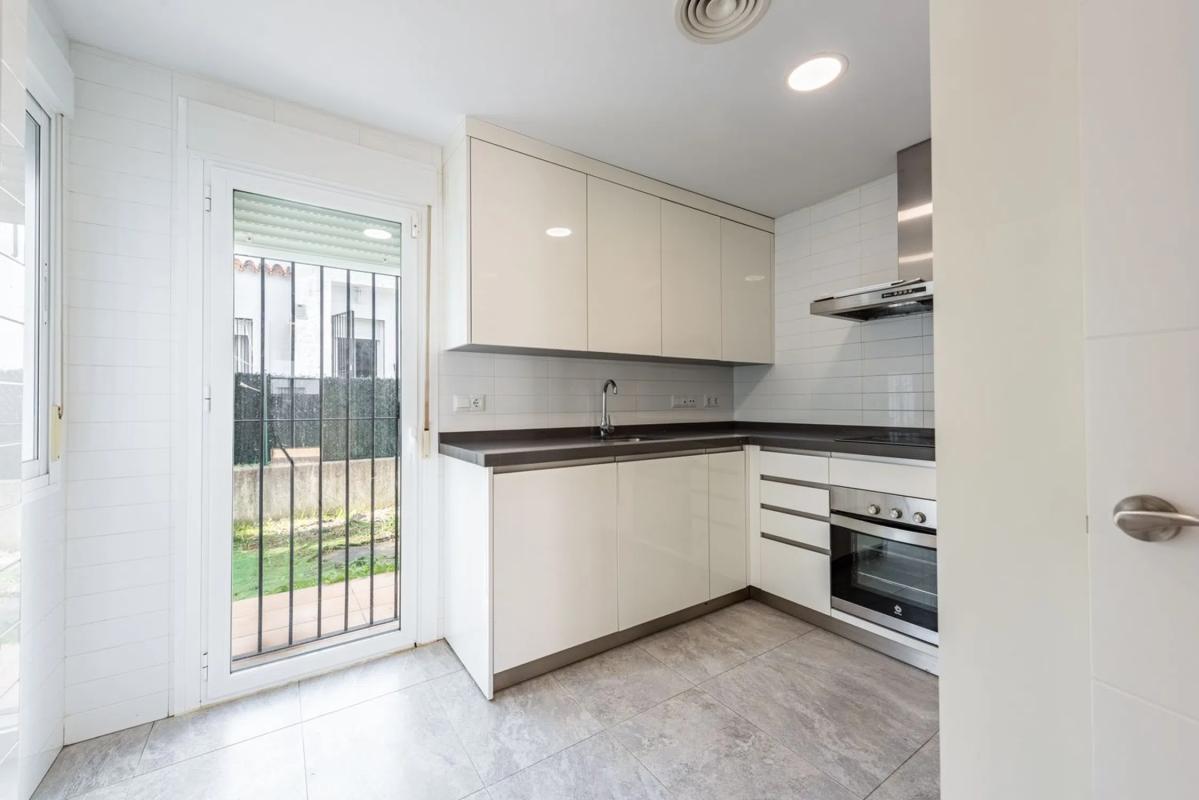 Venta de chalet adosado en Urbanización Nueva Andalucía A , Marbella photo 3