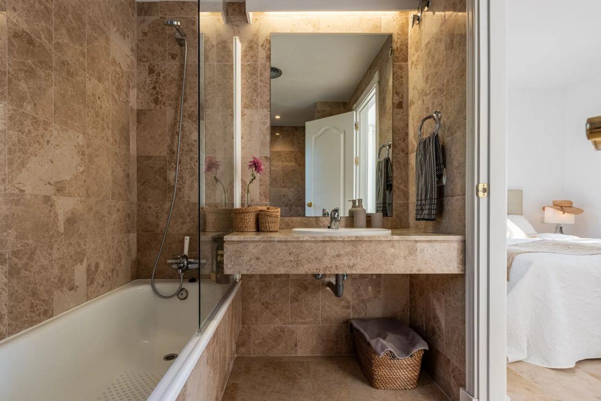 Venta de duplex en Urbanización Los Naranjos de Marbella, 7 fase, Marbella photo 1