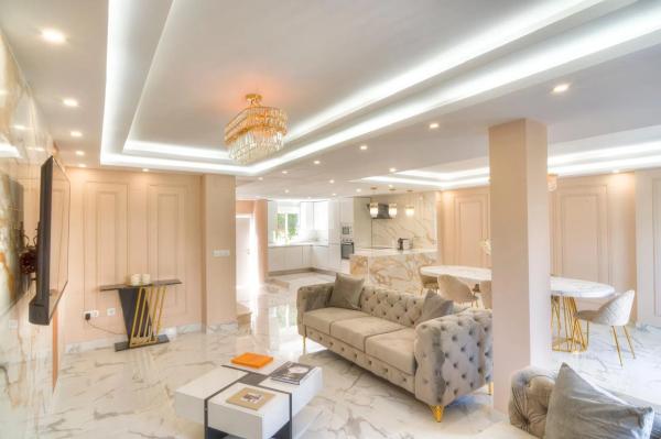 Piso en venta en Manzana-3, 20 -34, Marbella
 photo 1