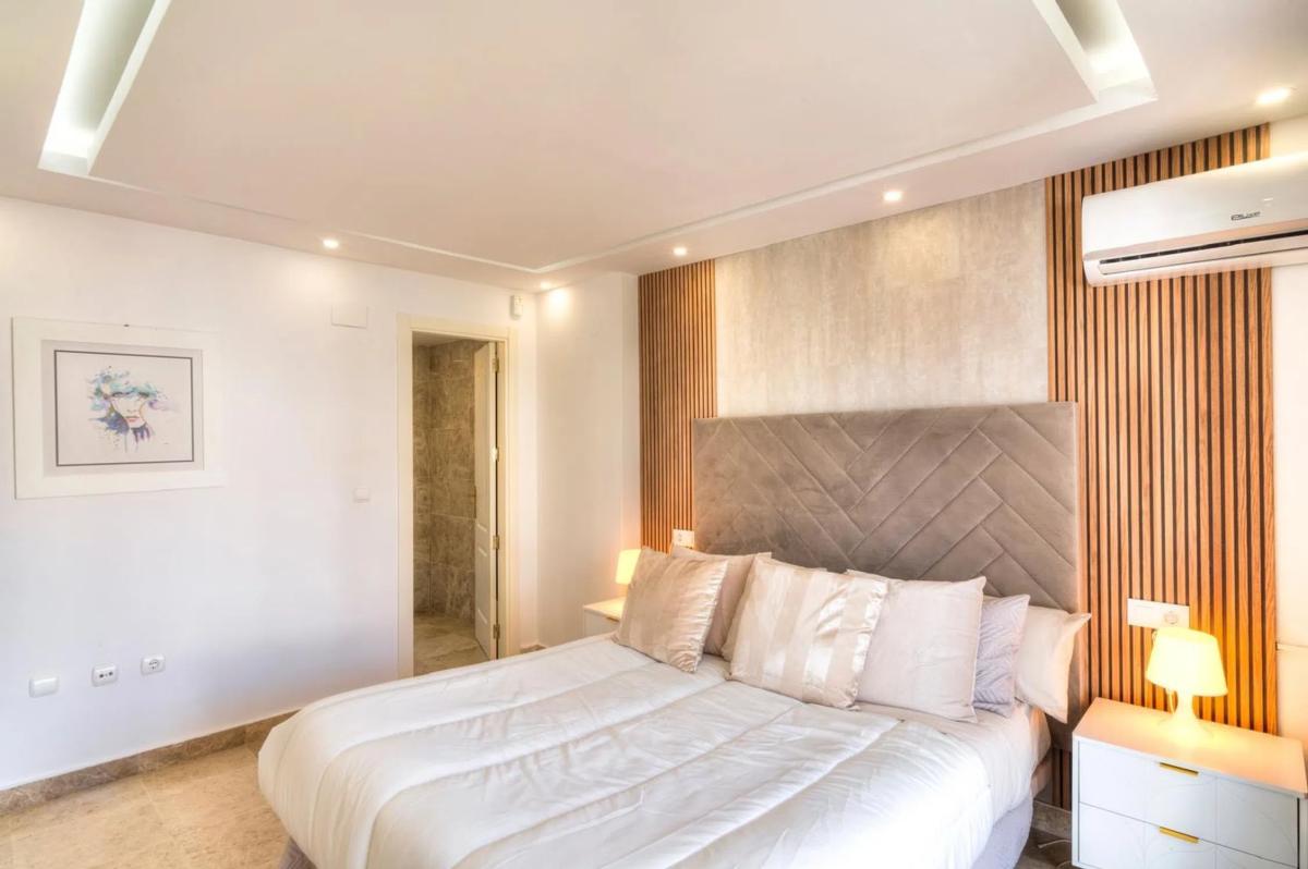 Sale of apartment in Manzana-3, 20 -34, Marbella
 photo 5