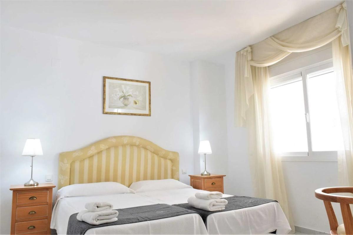 Sprzedaż mieszkania w Urbanización Los Naranjos de Marbella, Marbella
photo 5