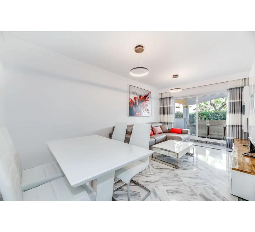 Venta de piso en CM DEL ANGEL-NVA ANDALUCIA, 109, Marbella
 photo 3