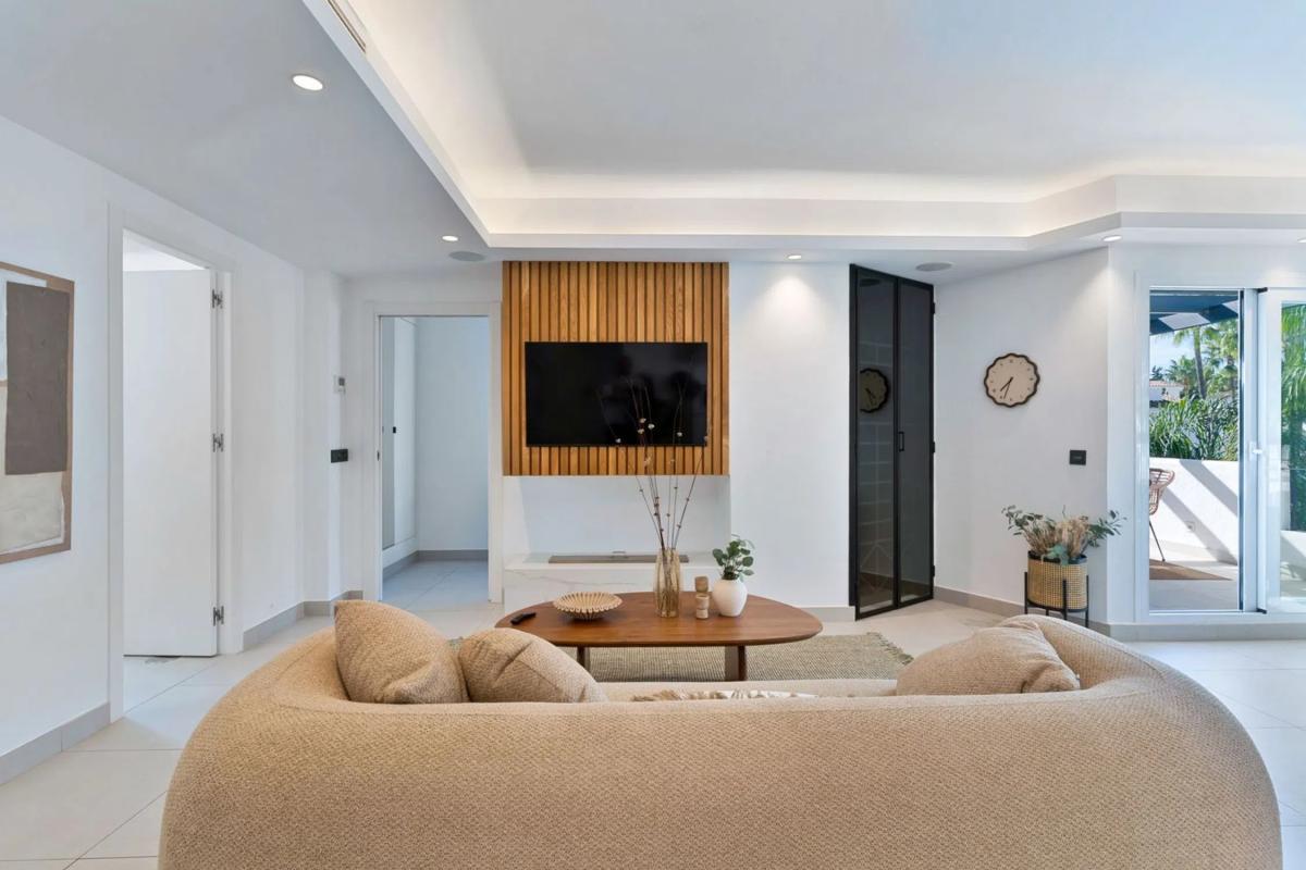 Sprzedaż duplexu w Urbanización Los Naranjos de Marbella, 2, Marbella photo 2