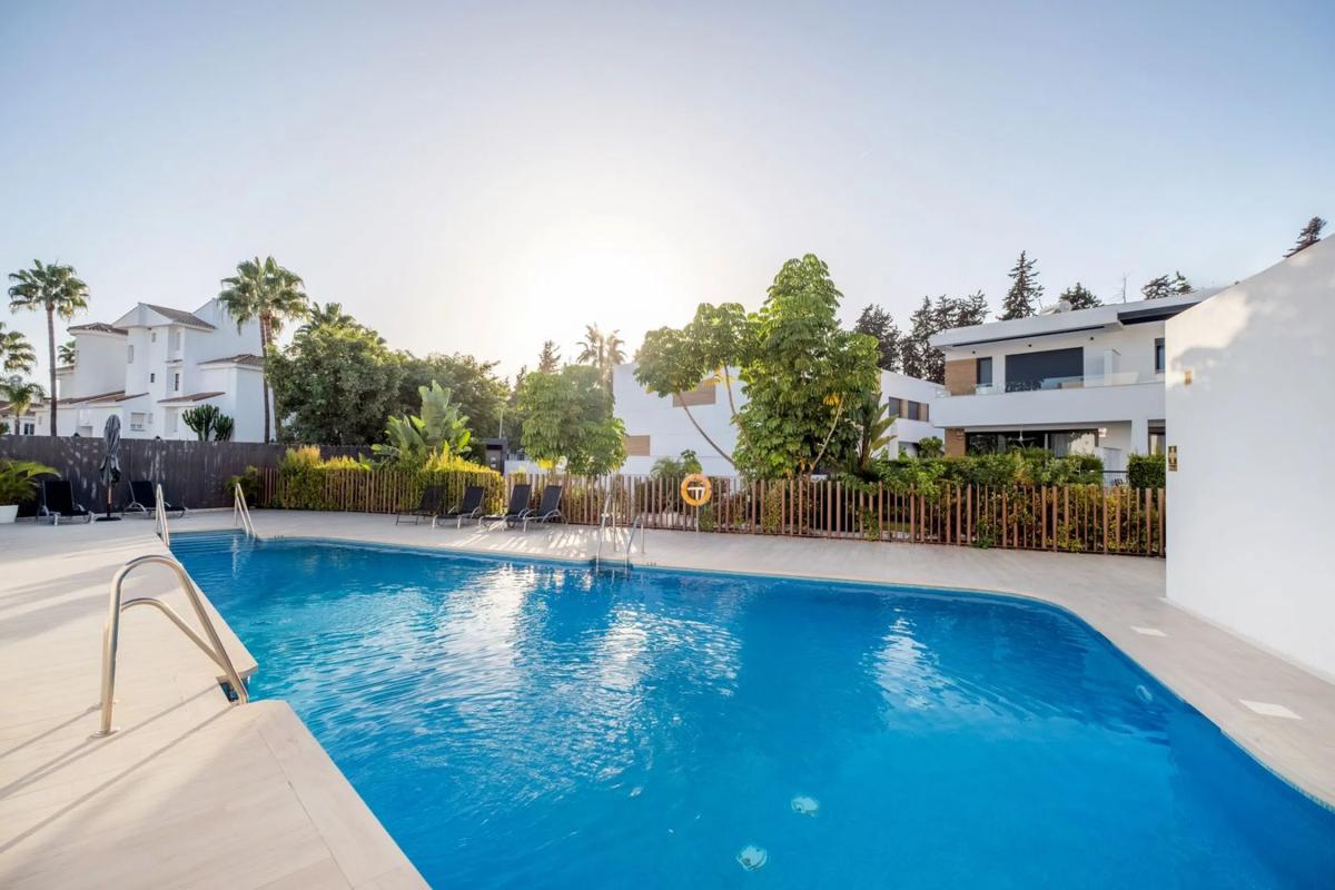 Venta de chalet adosado en Urbanizacion N Andalucia e , Marbella photo 4