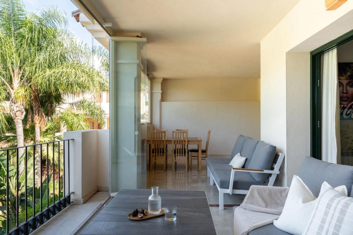 Sale of apartment in Barrio La Dama de Noche-La Alzambra, Marbella
photo 4