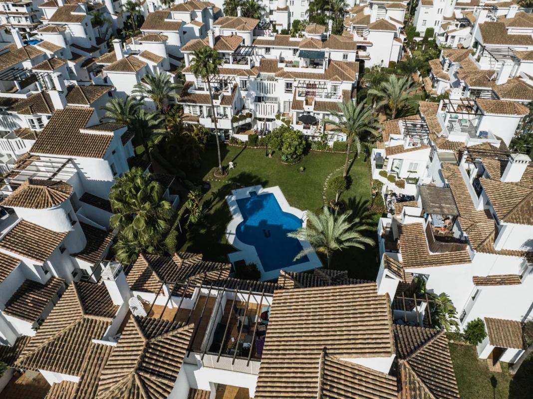 Продажа квартиры на Urbanización Los Naranjos de Marbella, Марбелла
photo 4