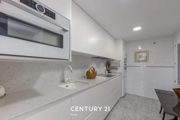 Продажа квартиры на Avenida Príncipe Salman s/n, Марбелла
 photo 3