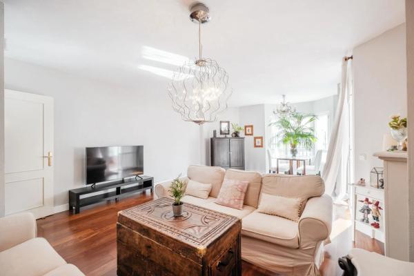 Duplex na sprzedaż w Calle Alcaucín, Marbella photo 3
