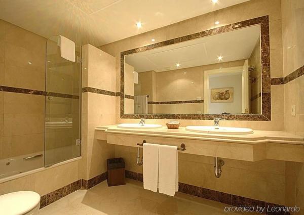 Duplex na sprzedaż w Vasari Resort, Marbella photo 1