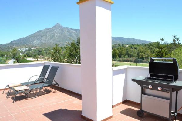 Ático en venta en Urbanización Atalaya Río Verde, 109, Marbella photo 1