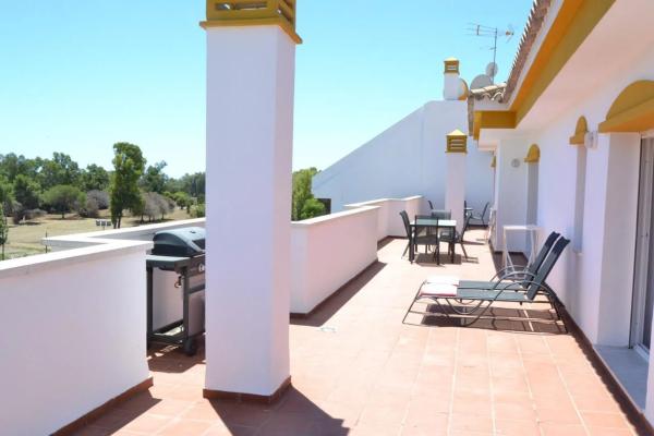 Ático en venta en Urbanización Atalaya Río Verde, 109, Marbella thumbnail 1