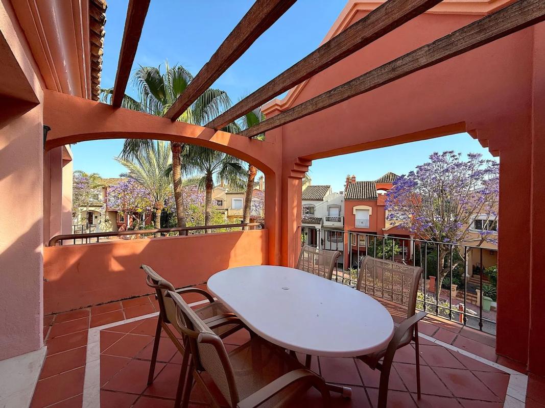 Venta de duplex en Urbanización la Alzambra, Marbella photo 3