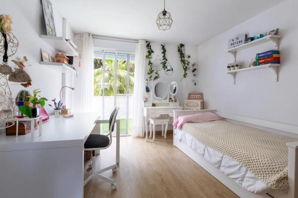 Chalet adosado en venta en  Barrio La Dama de Noche-La Alzambra , Marbella photo 4