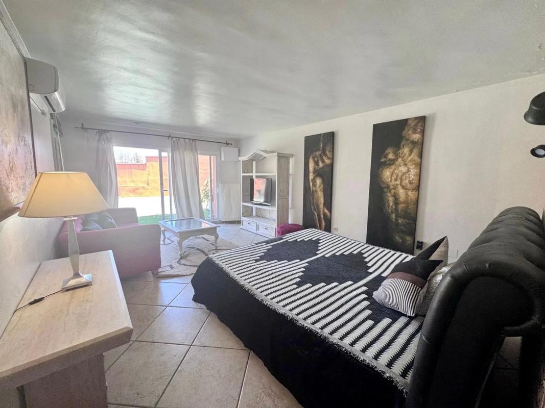 Venta de chalet independiente en Arrabal Judía, 9, Marbella
photo 2