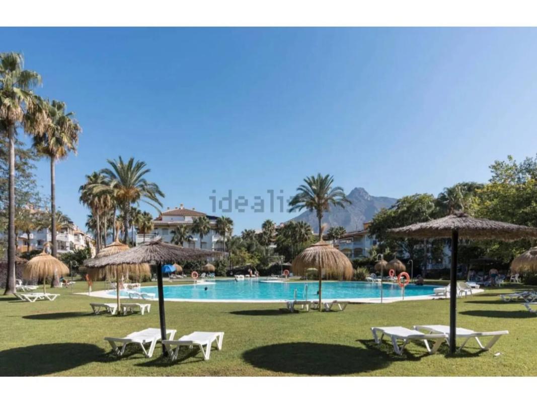 Sprzedaż mieszkania w Avenida Príncipe Salman, Marbella
photo 1