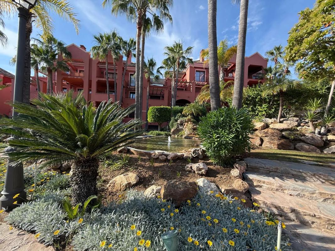 Venta de duplex en Alzambra vasari s/n, Marbella photo 2