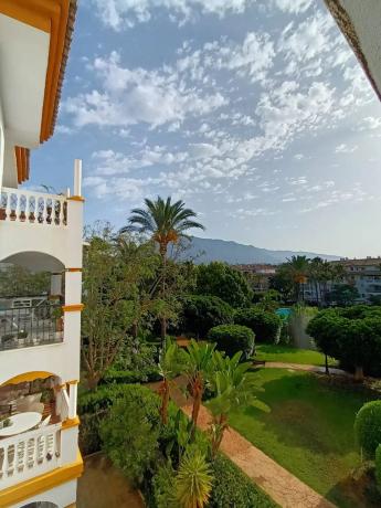 Sprzedaż mieszkania w Barrio La Dama de Noche-La Alzambra, Marbella
 photo 2