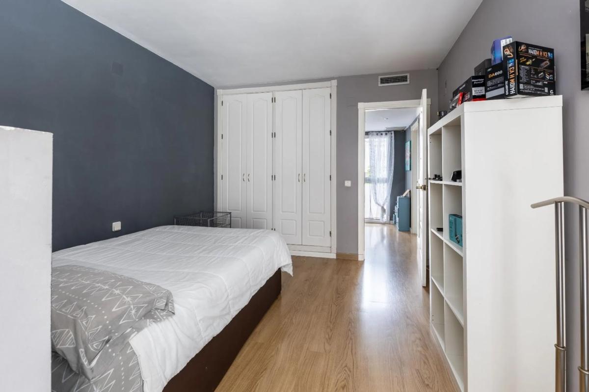 Venta de chalet adosado en Calle Alcaucín, 19 , Marbella photo 5