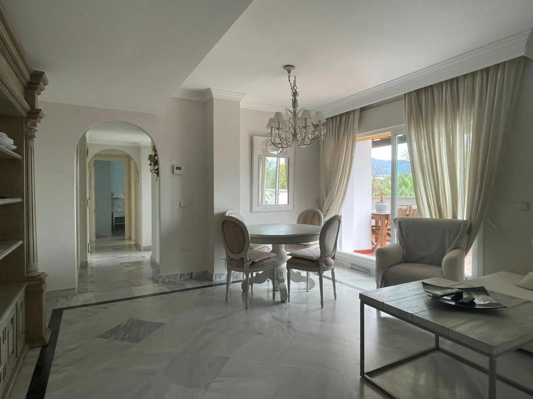 Venta de ático en Conjunto la Dama de Noche, 4, Marbella photo 2