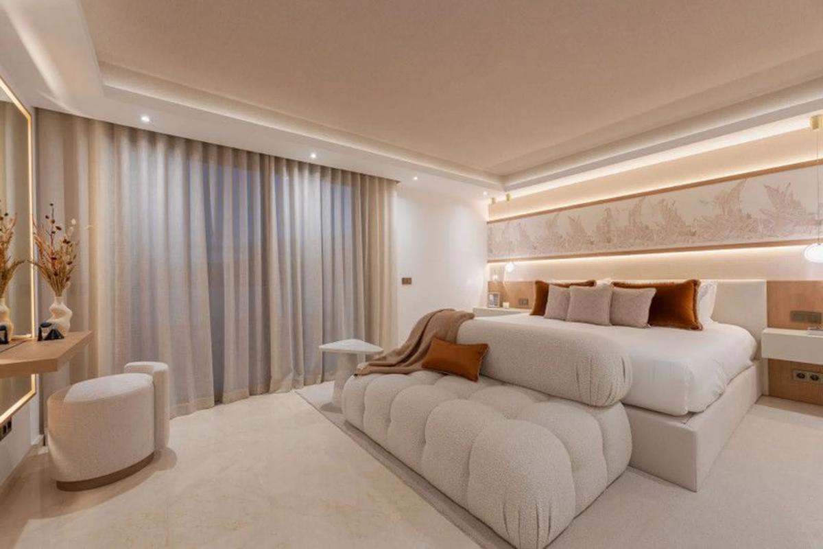 Venta de chalet independiente en Barrio La Dama de Noche-La Alzambra, Marbella
 photo 2