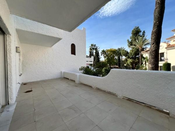 Casa de pueblo en Atalaya Rio Verde s/n thumbnail 2