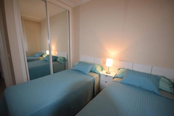 Venta de piso en Avenida Príncipe Salman, 1, Marbella
 photo 2