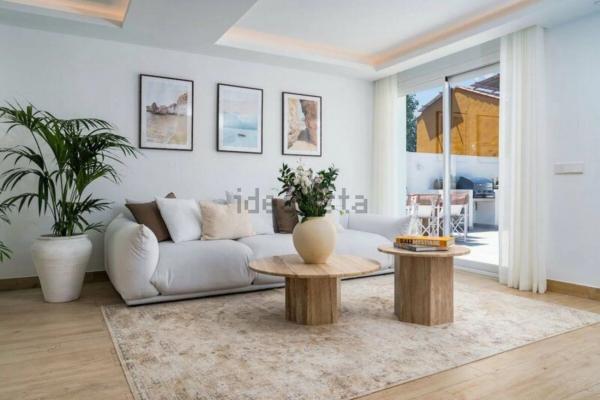 Chalet wolnostojący na sprzedaż w La dama de noche, 9, Marbella photo 1