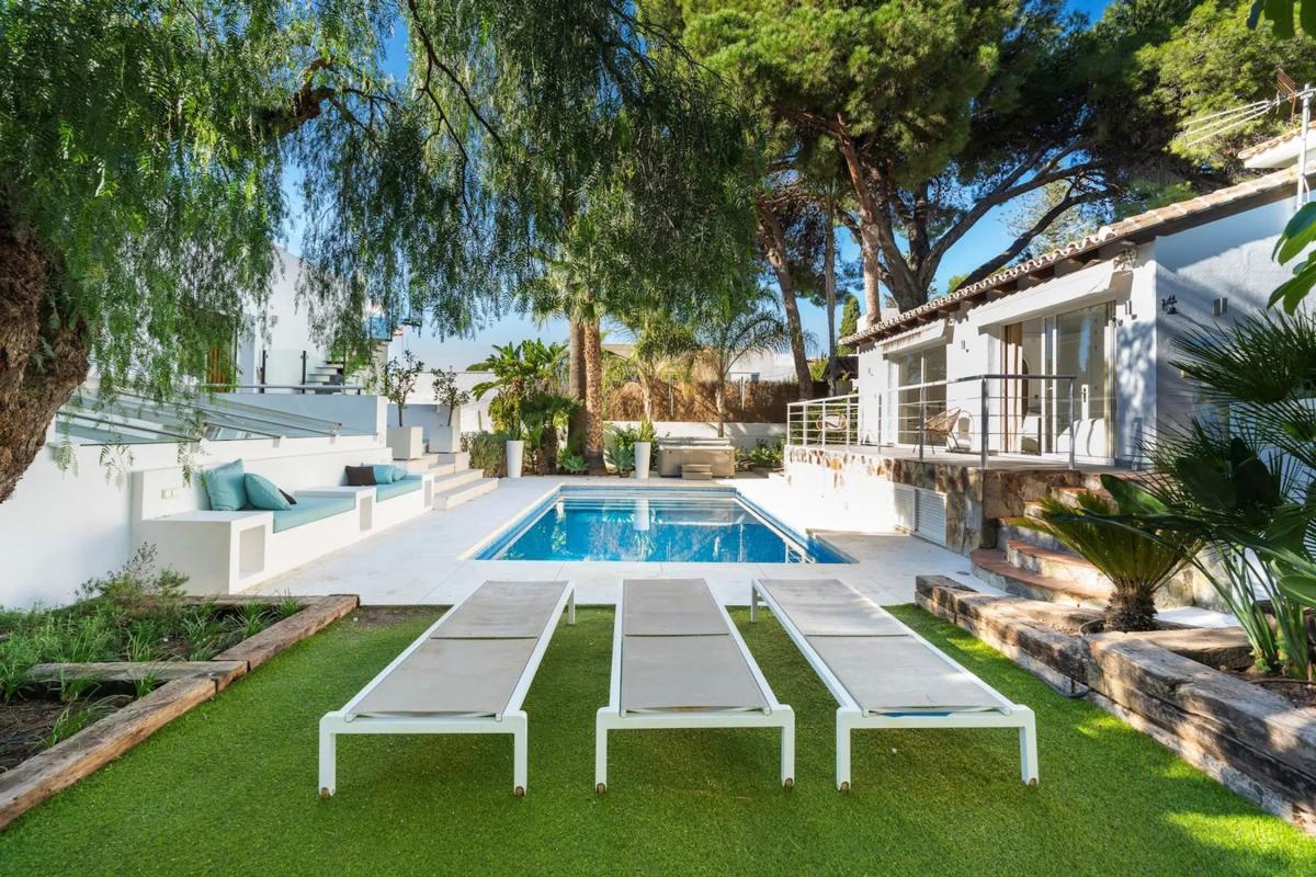 Sale of independent chalet in Calle Luís de Góngora, 4, Marbella
photo 2