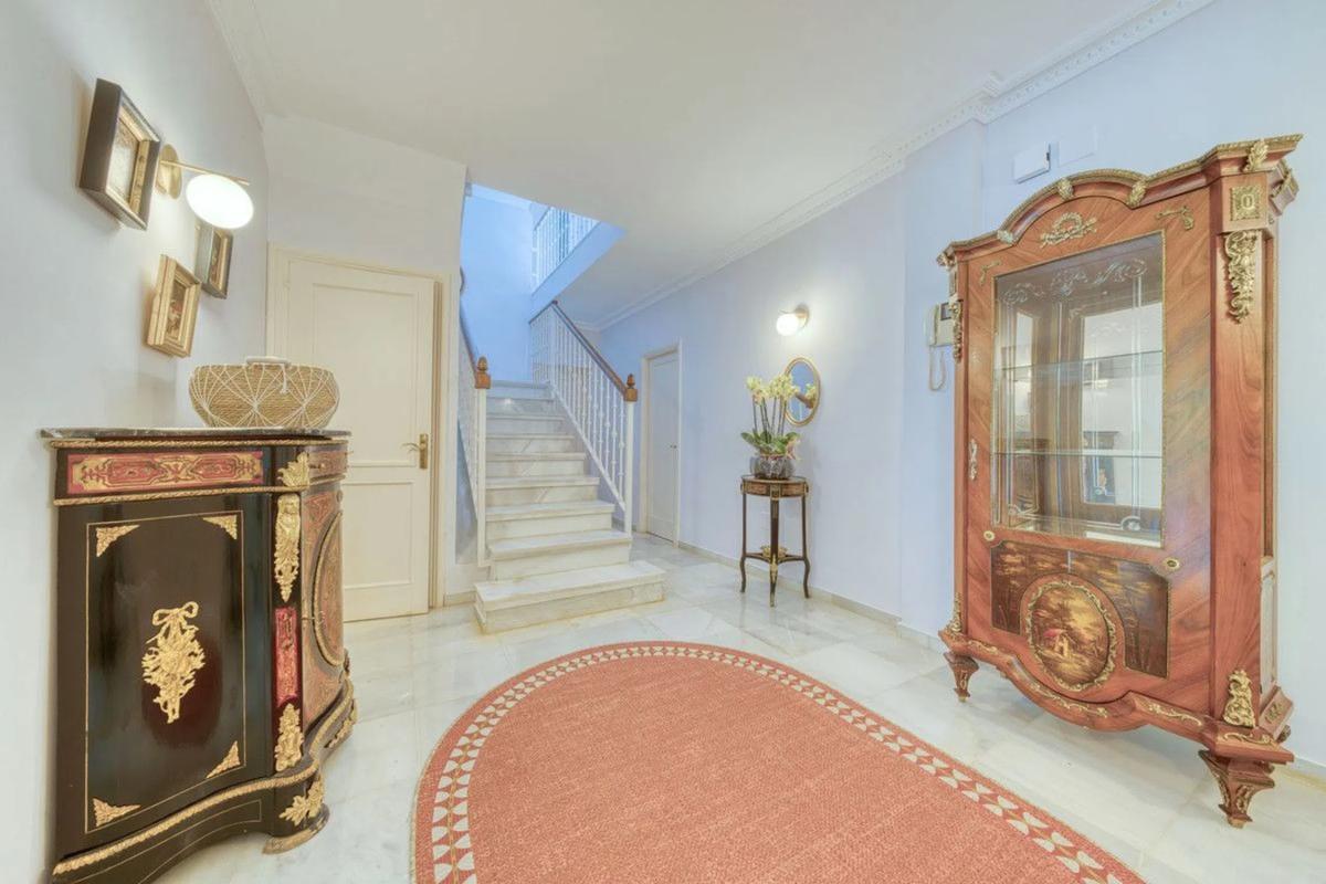 Продажа отдельного шале в Calle 01D Nva Andaluc, Марбелла photo 2