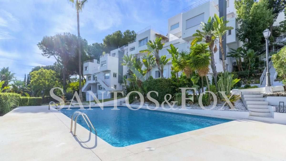 Venta de piso en Barrio Las Brisas, Marbella
 photo 2