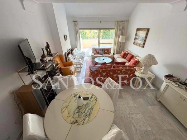 Venta de piso en Barrio Las Brisas, Marbella
photo 1